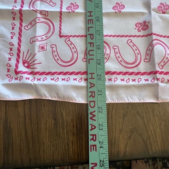 White and Pink Bandana with Horseshoe Design. Cowgirl. Retro. Poly scarf. NWOT - Picture 6 of 6